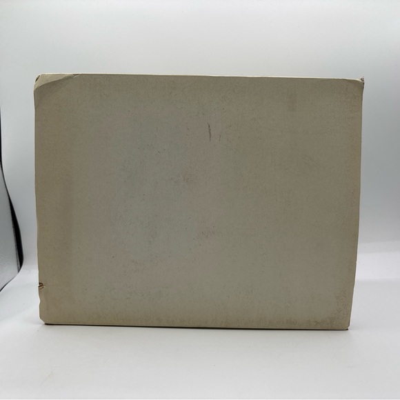 Dept 56 1990 Vintage HVC Dickens Village Oliver Twist Fagin’s Hide-a-way 5552-2 - Picture 12 of 12